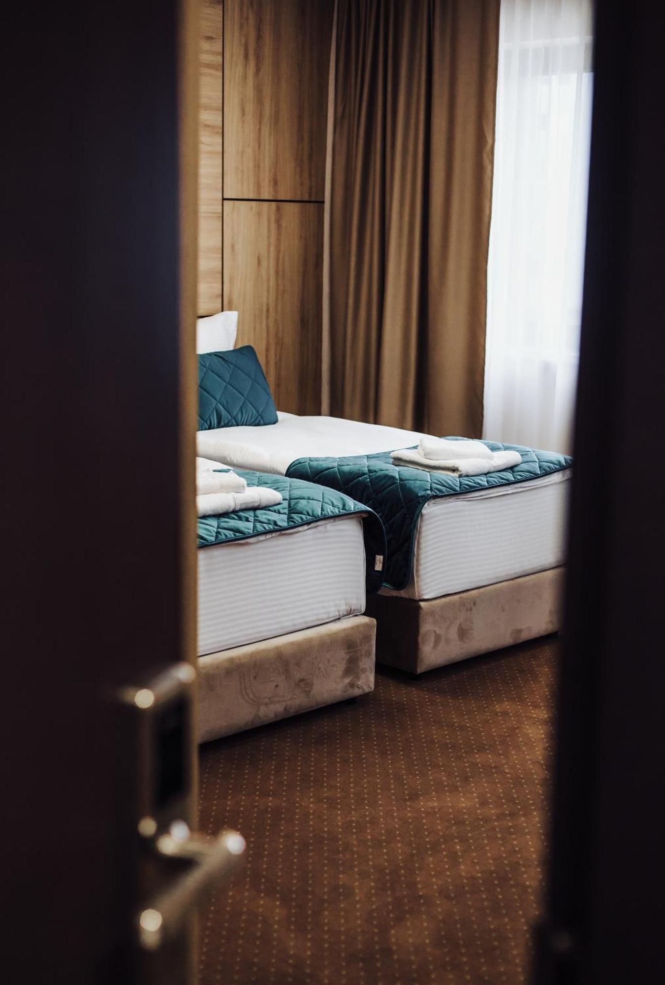 Hotel Brcko Gas Sarajevo Lukavica 외부 사진