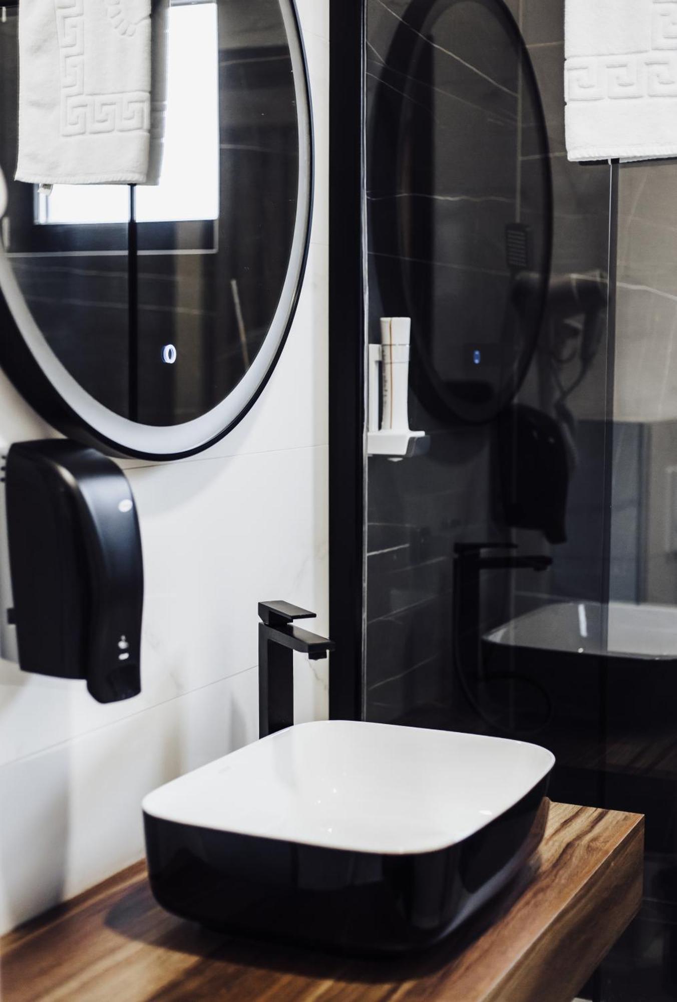Hotel Brcko Gas Sarajevo Lukavica 객실 사진